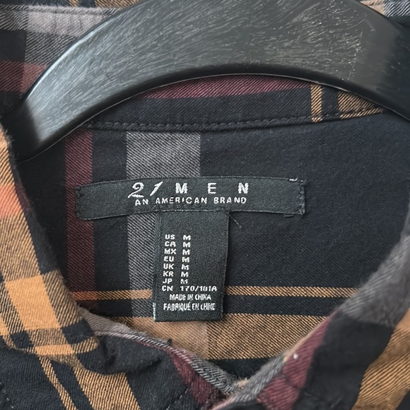 button up - Picture 2 of 2